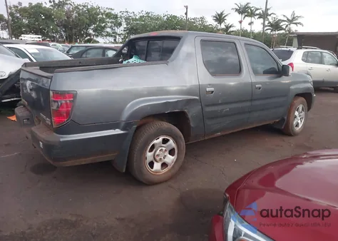2013 Honda Ridgeline Rts from USA, damaged, VIN 5FPYK1F48DB008102